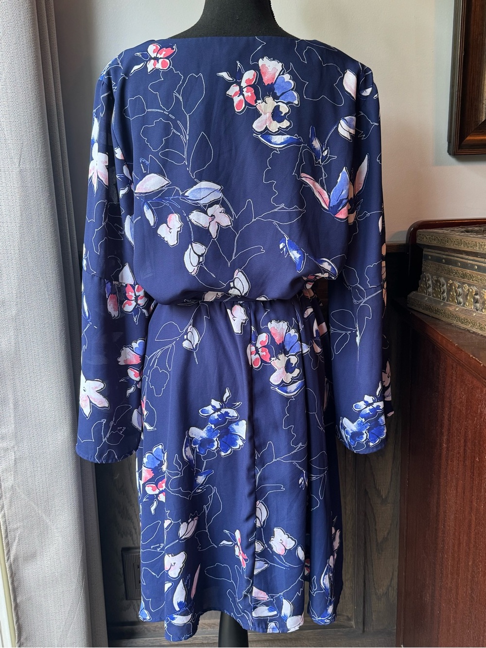 Westport Navy Floral Wrap Dress with tie belt 16 - Picture 4 of 8